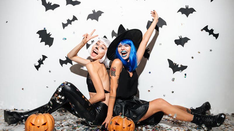 Halloween Costume Ideas to Crossdress With Your Couple Or Friends pic