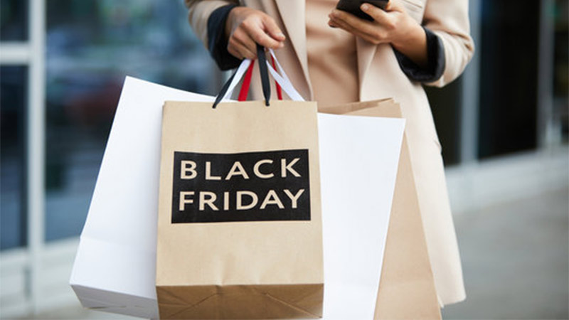 Black Friday: A Buyer’s Guide for Crossdressers/Trangenders(MTF)
