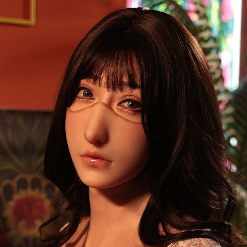 Unlock Your Femme Fantasy with Roanyer’s Half Face Mask