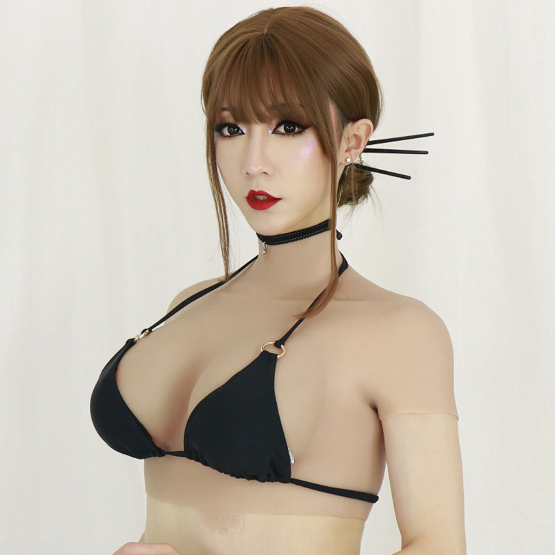 E Cup Breasts with Short Sleeves